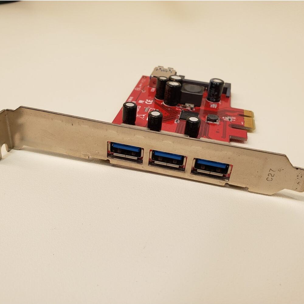 StarTech 4 Port PCI Express USB 3.0 Card - Red PCIe Adapter Card PEXUSB3S4